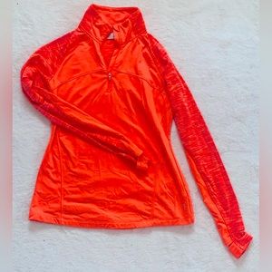 Athletic long sleeve